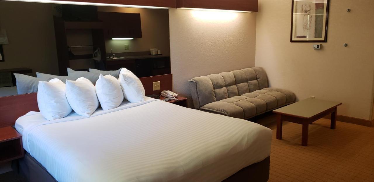 Microtel Inn & Suites By Wyndham Wellsville Экстерьер фото