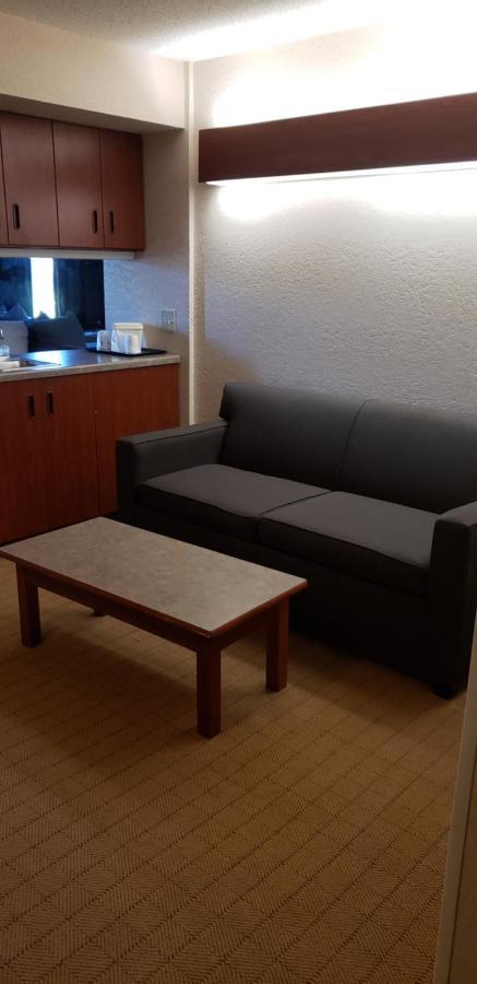 Microtel Inn & Suites By Wyndham Wellsville Экстерьер фото
